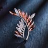 Design Sul-Coreano Broche de Cristal Elegante Feminino Elegante Anti-Luz Pinos Simples Atmosférico Corsage Acessórios para Terno
