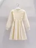 Otoño e invierno nueva moda color liso estilo casual vestido niñas estilo western manga larga vestido suéter tejido