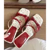 Sandálias Casuais Slip-On 2026 Novo Estilo com Laço Plataforma Salto Alto para Mulheres, Uso Externo de Verão, Chinelos Abertos com Bico Quadrado