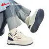 Tênis Versáteis Warrior Shoes Feminino Lançamento Primavera 2026 Sola Grossa Sapatos Panda Preto e Branco Tênis Casuais Brancos Y