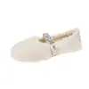 Colección otoño e invierno 2026: Zapatos planos de mujer sin cordones, con un diseño mullido en forma de frijol, con una cálida construcción de algodón forrada de felpa y suela gruesa.