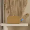 Bolsa de monedas cuadrada de silicona portátil en stock de fábrica, mini bolsa de almacenamiento, bolsa de maquillaje multifuncional