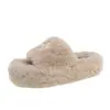Pantuflas súper modernas de suela gruesa, con tiras cruzadas y peludas para mujer, perfectas para usar al aire libre, nuevo estilo otoño/invierno 2026, uso interior y en casa, destalonadas, de algodón con una tira