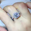 Anillo de Moissanita Color D de 2 Quilates Estilo Patio de Cuatro Pisos Asscher Moda Lujo para Mujer Venta Caliente Transfronteriza Europea y Americana Nuevo Anillo