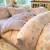 Novo Conjunto de Quatro Peças de Cama de Veludo Leite Desenho Animado 2025 Outono e Inverno Espessado Lençóis e Fronhas de Veludo Coral Roupa de Cama com Forro de Lã