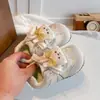 Zapatos para niña, nuevo modelo otoño 2026, zapatillas casuales de suela blanda para niños, zapatillas deportivas versátiles y lindas para niñas pequeñas