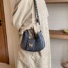 Bolso de mensajero personalizado para mujer, nuevo bolso de media luna de estilo coreano informal de 2024, bolso de hombro sencillo con cadena de moda para mujer