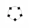 Pulsera de Cuatro Hojas y Cinco Flores de Precisión CNC V-Gold de Gama Alta con Ágata Roja Natural y Nácar Blanco, Chapada en Oro Rosa de 18 Quilates