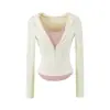 Camiseta de Manga Larga con Capucha Estilo Coreano Bloque de Color Falso Dos Piezas para Mujer 2026 Otoño Nueva Chic Delgado Top