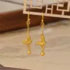Aretes de Gancho para Oreja con Diseño de Trébol de Cuatro Hojas y Flor de Mariposa para Mujer, Moda Nicho, Lujo Accesible, Elegantes, Novedad 2025, como Regalo para tu Novia