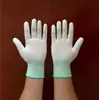 Um grande suprimento de luvas de trabalho com palma revestida em PU antiderrapante resistente ao desgaste antiestático de nylon 13 agulhas Luvas de trabalho em PU