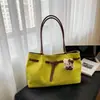 Nova Bolsa de Mão Simples, Bolsa de Ombro Color Sólida Elegante e Versátil, Bolsa Tote para Passeio, Bolsa de Braço Casual para Trabalho e Deslocamento