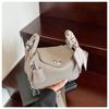 Bolso Casual Sencillo para Mujer Viajera Primavera 2025 Nuevo Bolso Explosivo de Alta Gama con Colgante Bolso Cruzado de Moda