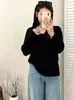 Top de punto para mujer de talla grande, cuello redondo, medio abierto en el pecho con huecos, estilo otoño 2026, manga larga holgada para mujeres de talla grande