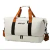 Bolso de hombro transfronterizo más vendido con compartimentos separados para artículos húmedos y secos, gran capacidad y un compartimento dedicado para zapatos.; adecuado para viajes de negocios, uso en el gimnasio y como bolsa de viaje que se puede acoplar a la manija de una maleta