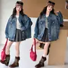 Jaqueta Jeans Infantil para Meninas, Nova Jaqueta Jeans Estilo Coreano para Primavera e Outono, Top Bordado Soltinho, Jaqueta Jeans Estilosa para Crianças Maiores no Outono