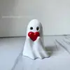Adornos de fantasmas pequeños de Halloween transfronterizos, decoración creativa para el hogar, lindos adornos de escritorio de fantasmas, artesanías de resina