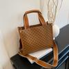 Bolso de Hombro de Moda Tendencia Personalidad Gran Capacidad Bolso Tote Cuadros Simples 2025 Nuevo Bolso de Mano para Viajes Bolso Colgante