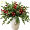 Arranjos florais de Natal, decorações com frutas vermelhas, ramos de pinho, ramos de bagas, flores artificiais, enfeites de plantas verdes, exclusivamente para vendas transfronteiriças