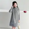 Traje de falda de lana de nuevo estilo de invierno para niñas grandes, Ropa infantil, Conjunto de dos piezas de falda de encaje y suéter para niñas