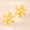Design Floral Fresco Elegante de Fada Pequena Margarida Cobre Dourado Banhado Não Desbota Joia de Agulha de Orelha DIY para Mulheres de Alta Qualidade