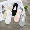 Meias de Verão Novo Estilo Femininas Explosões Renda Jacquard Meias Cano Baixo Femininas Silicone Antiderrapante Meias Invisíveis Femininas Meias Versáteis de Celebridade da Internet