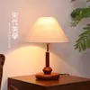 [Transfronterizo] Lámpara de mesa de cerámica estilo chino para dormitorio y sala de estar con pantalla de tela, pantalla de lámpara vintage para sala de té, decoración de mesita de noche estilo antiguo