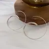 2026 Novos Brincos de Argola Exagerados Personalidade Simples Gancho para Orelha Estilo Frio Moda Versátil Brincos Design de Nicho Tendência Acessórios de Orelha