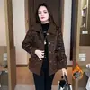 Casaco de lã com forro de fleece, espessado, abotoado na frente, com bolsos, estilo lapela, top curto moderno e versátil com estampa de leopardo, adequado para mulheres no outono e inverno