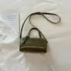 Bolsa de Ombro Cruzada Casual Tecida da Moda Bolsa de Mão Estilosa Tendência Versátil Design de Nicho Bolsa Boston para o Dia a Dia