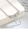 Colar de Prata Galvanizada com Laço Totalmente Cravejado de Diamantes, Corrente para Clavícula Outono e Inverno para Mulheres, Presente Luxuoso, Moderno e Personalizado para Melhores Amigas