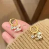 Pendientes de Perla con Letra de Circonita Estilo Retro Francés, Estilo de Lujo Ligero, Sensación de Alta Gama, Modernos, Exquisitos, Pendientes Sencillos al por Mayor