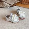 Tênis Esportivo Feminino 2026 Primavera/Outono Novo Estilo Estilo Ballet Infantil Tênis de Treino Alemão Solado Macio Meninas Cadarço Laço Sapatos Individuais