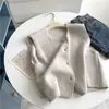 Chaleco de punto gris de alta gama con pequeños botones dorados para mujer, otoño e invierno, suave y glutinoso, chaleco suéter para llevar en capas, top sin mangas con sentido del diseño