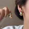 2026 Nuevos Aretes Simples tipo Ear Cuff Celebridad de Internet Estilo Coreano Aretes de Aro Lisos Cuidado del Agujero del Oído Temperamento Aretes de Botón Lujo Ligero Hacer que la Cara Parezca Más Pequeña