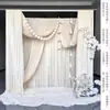 Suprimentos para Decoração de Quarto Nupcial de Casamento Estilo Romântico Simples Cortinas de Tecido Branco Decorações com Flores Artificiais para Fundo de Casamento ao Ar Livre Roupão de Manhã