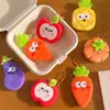 Llavero de Peluche Creativo con Temática de Comida Colgante de Frutas y Verduras Muñeco de Peluche de Comida Accesorio para Mochila