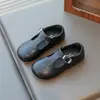 Zapatos de Caminar de Cuero para Bebés Niñas 2025 Primavera y Otoño Nuevos Retro Versátiles Suela Suave Estilo Mori Zapatos de Princesa Mocasines