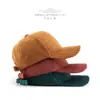 Chapéu de Veludo Liso Cor Sólida com Aba Curva Estilo Bico de Pato Feminino para Outono e Inverno Chapéu de Beisebol Quente Masculino Tendência Japonesa para Uso Externo Feminino Esportivo