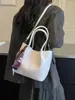 Bolso versátil de moda para mujer, nuevo para el otoño de 2026, de gran capacidad, simple y práctico, para el trabajo