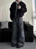 Pantalones de hombre plisados estilo americano deconstruidos de línea A, pantalones de traje de pierna ancha ligeramente acampanados, corte Cleanfit y fluidos