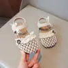 Sandalias tejidas de punta cerrada para niñas, Zapatos de princesa estilo pastoral para niños, Nuevos zapatos de vestir individuales elegantes para bebés niñas, Verano 2026