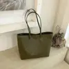 Bolso tote tejido vintage transfronterizo para mujer, nuevo modelo de principios de otoño 2026, gran capacidad, bolso de hombro de alta gama para el día a día