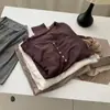 Camiseta de manga larga para mujer, estilo coreano, casual, adelgazante, versátil, cuello redondo, base, con botones de concha, de Tencel y lana, para otoño e invierno