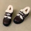 Novos Sapatos de Inverno 2026 Pretos Estilo Francês com Fivela Mocassins para Mulheres, Estilo Retrô, Forrados com Lã, Quentes, Sapatos Peludos com Solado Grosso