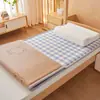 Colchoneta Refrigerante de Seda de Hielo Individual para Dormitorio de Estudiantes Cubierta de Colchón Cojín Suave Esterilla Tatami Protector de Cama para Uso en Invierno y Verano