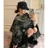 Estilo Novo Outono e Inverno Estilo Retro Novo Estilo Chinês Folha de Ginkgo Xale para Mulheres, Capa Estilo Chinês Manto de Viagem