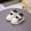 Zapatos Deportivos para Niñas 2026 Nuevas Llegadas de Primavera Zapatos Infantiles Suela Suave Casual para Niños Pequeños y Medianos Caña Baja Ligeros Cómodos Zapatos de Tabla Modernos