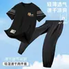 Conjunto Deportivo y de Ocio de Dos Piezas para Hombre Verano 2026 para Fitness, Correr y Entrenamiento, Transpirable Hielo Seda Fresco Elástico de Manga Corta