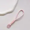 Correa de Muñeca Trenzada Estilo Ins Lanyard Nudado Cuerda Corta de Silicona Colgante Antiperdida para Teléfono Dopamina